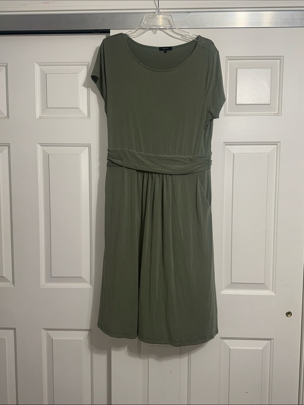 Quince Olive Green Short Sleeve Midi Dress With Pockets